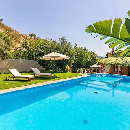 Dm Elegant And Charming Villa Foinikiá Стая снимка