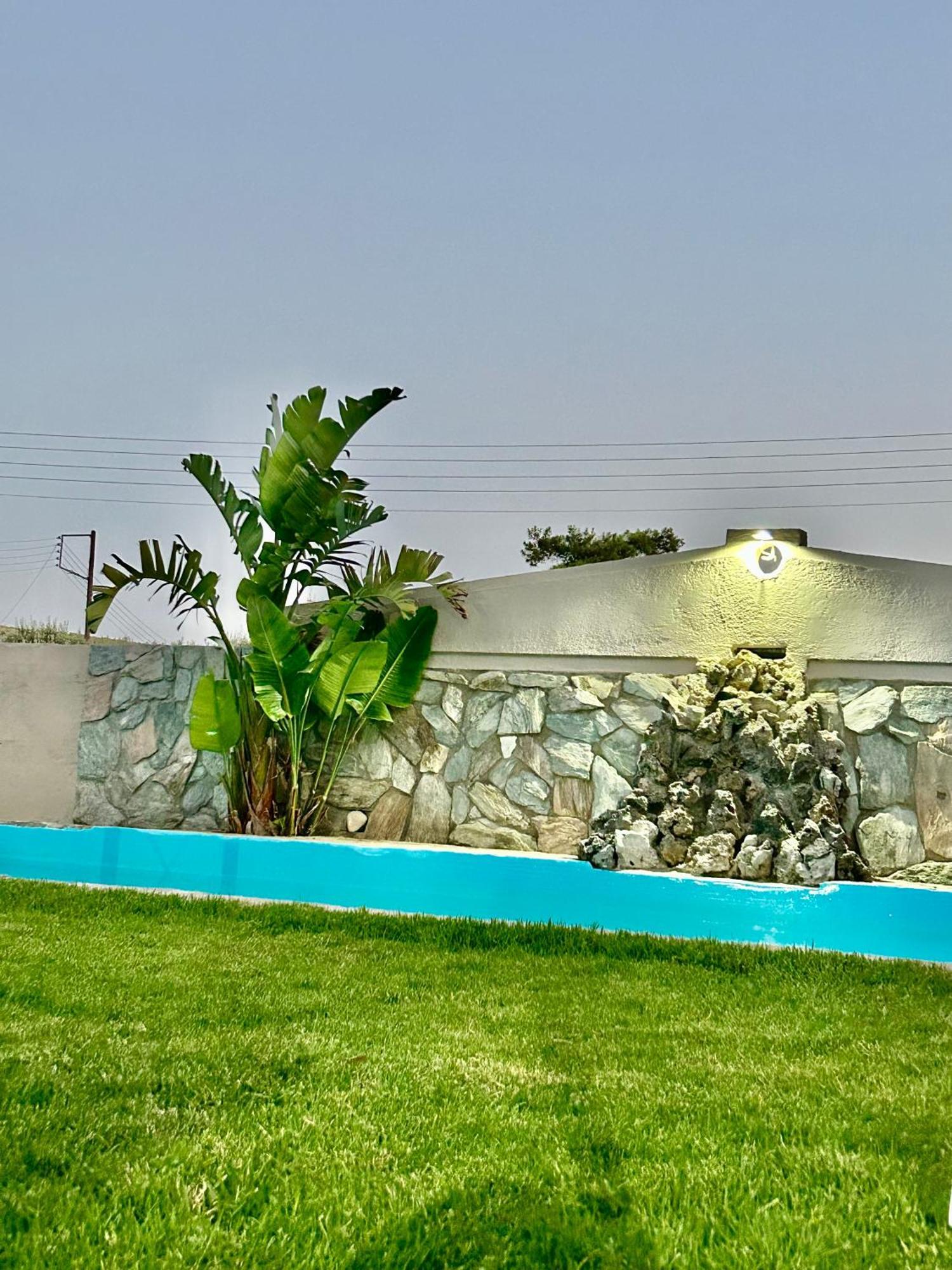 Dm Elegant And Charming Villa Foinikiá Екстериор снимка