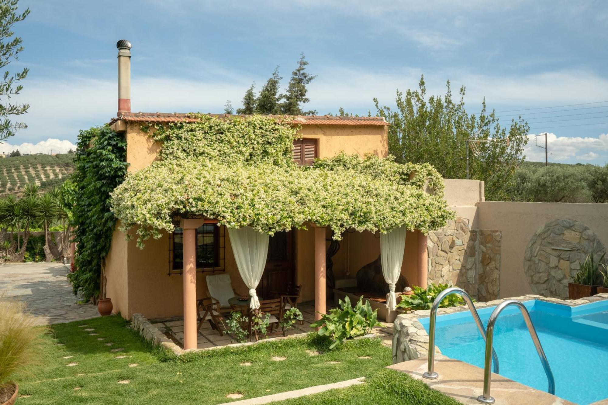 Dm Elegant And Charming Villa Foinikiá Екстериор снимка