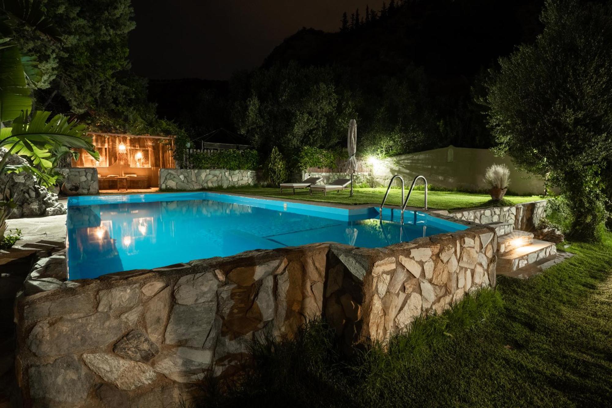 Dm Elegant And Charming Villa Foinikiá Екстериор снимка